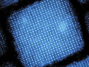 Extremely bright and fast light emission