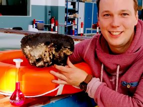 High-tech Metals Germanium and Gallium from the Deep Sea?