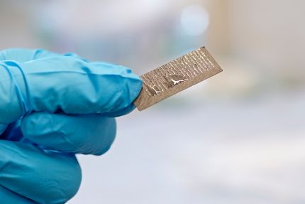 Water pathways make fuel cells more efficient