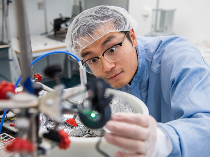 Solar cell material can assist self-driving cars in the dark