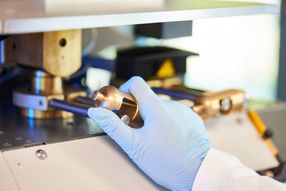 Tool-free sealing design makes everyday work easier