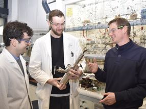 Safer alternative for an explosive reaction