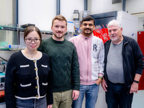 Inorganic and biocatalysts work together to reduce CO2