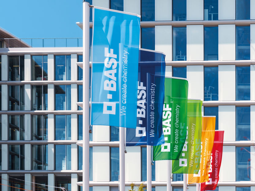 BASF invests in new semiconductor-grade sulfuric acid plant in Ludwigshafen - New capacity meets growing demand for the manufacturing of chips in Europe