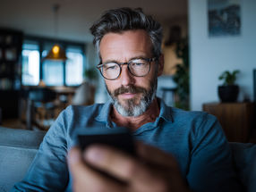 Colorectal cancer screening via smartphone?