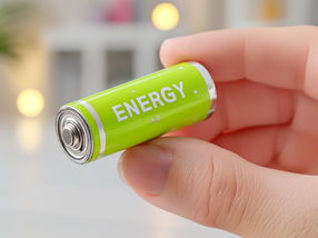 Solving two battery challenges with one atom-scale catalyst