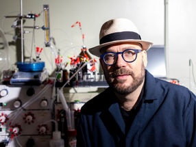 Merck Honors Alán Aspuru-Guzik with the Heinrich Emanuel Merck Award for Computational Sciences